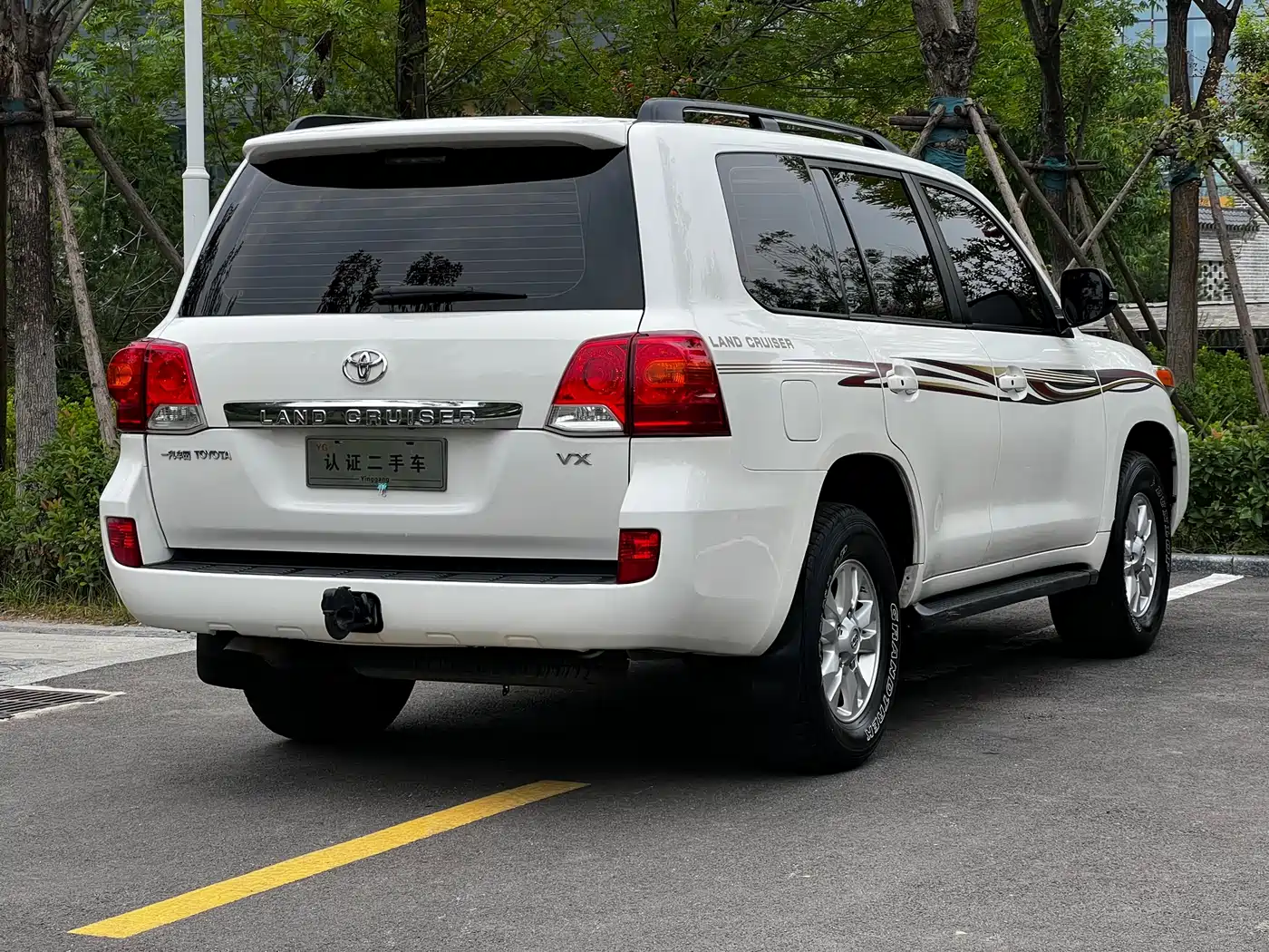 Toyota Land Cruiser 2012 4.0L Automatic VX фото 10