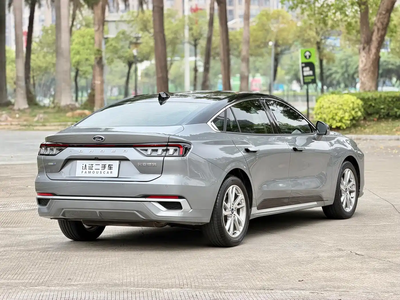 FORD MONDEO