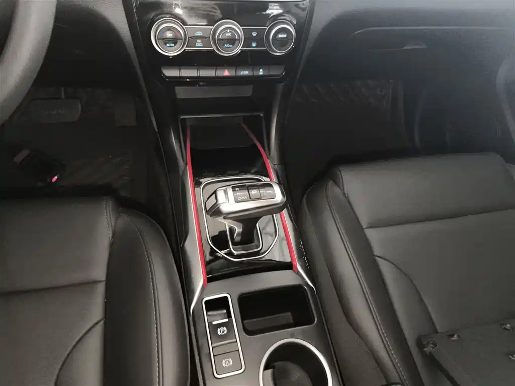 Haval H2 2018 Creation Edition Blue Label 1.5T DCT 2WD Style фото 14