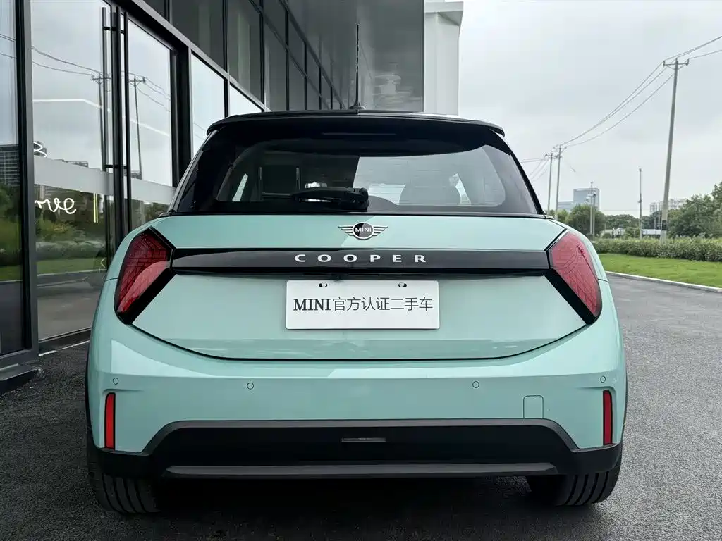 MINI MINI 2025 2025 1.5T COOPER Classic