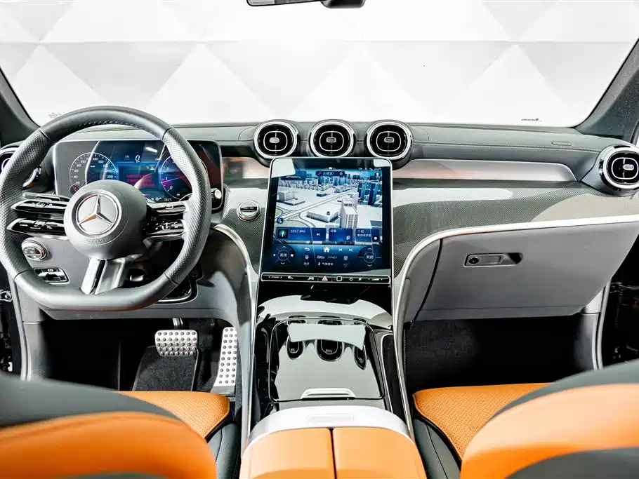 Mercedes-Benz GLC Coupe 2025 2025 Facelift GLC 260 4MATIC Coupe SUV