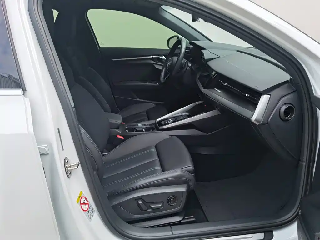 Photo 22 - Audi A3
