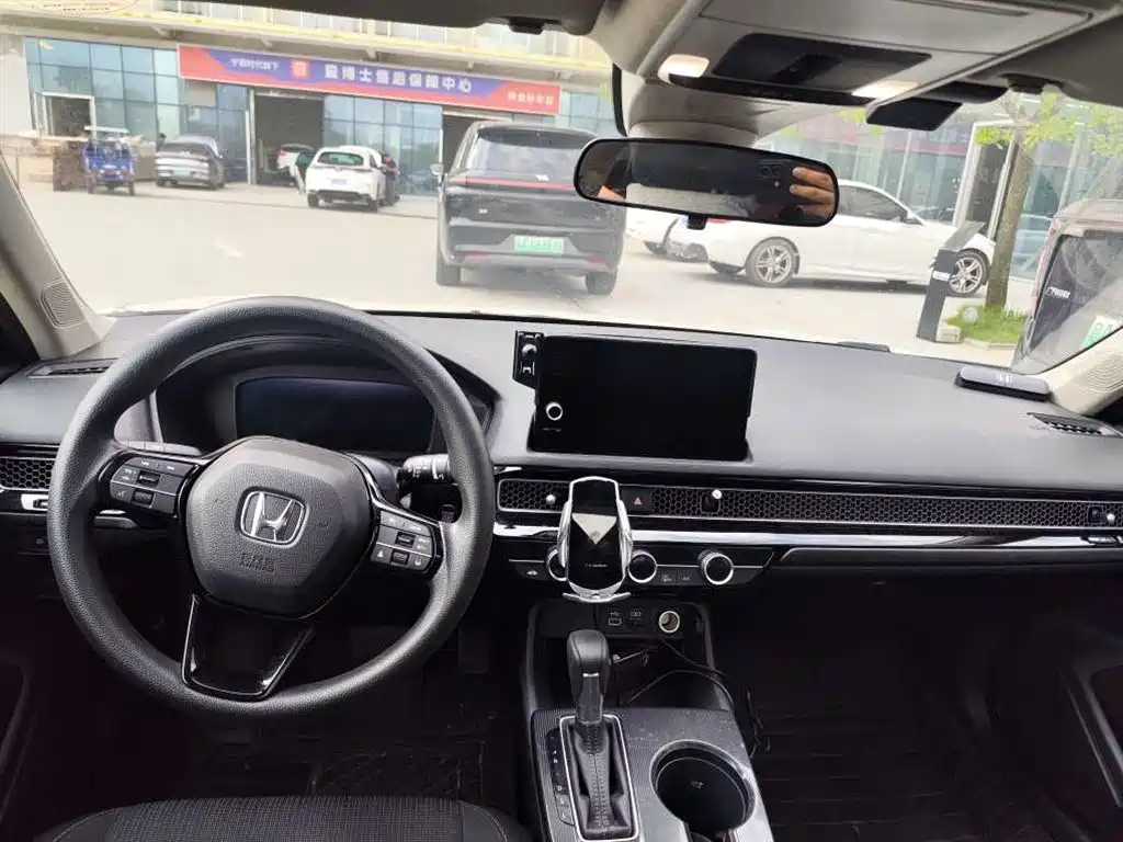 Honda Civic 2025 2023 240TURBO CVT Sporty·C-Special Edition