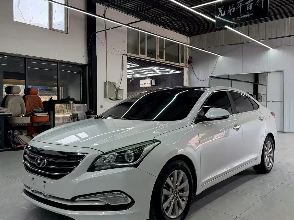 Hyundai Mistra 2014 1.8L Auto Smart GLS