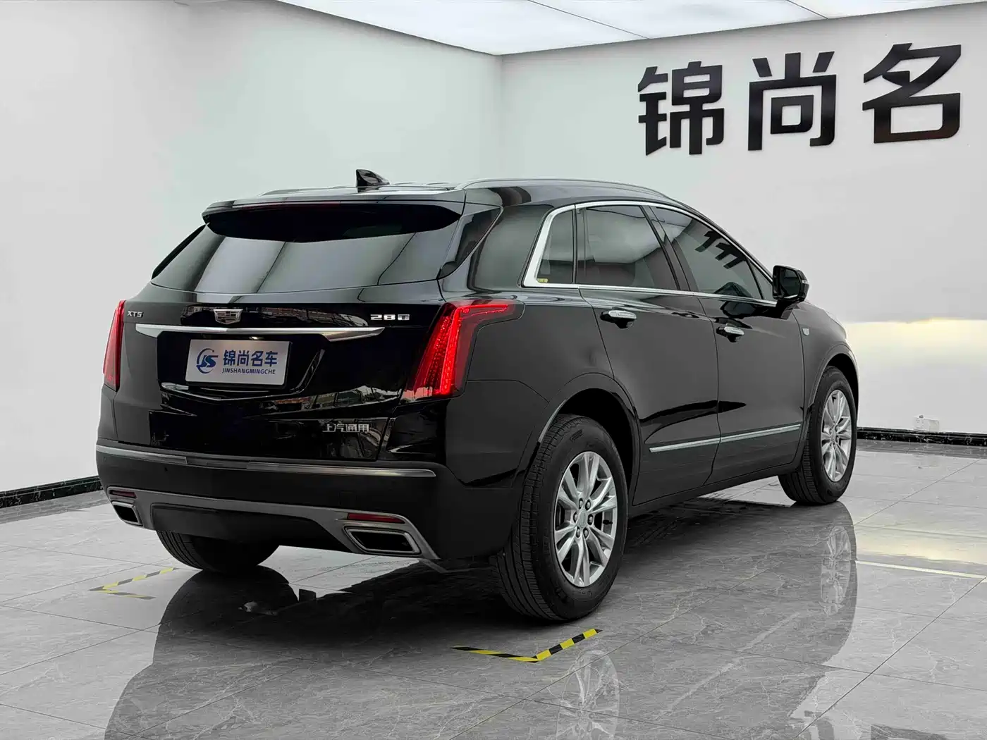 Cadillac XT5 2023 2.0T 2WD Fashion Edition фото 31