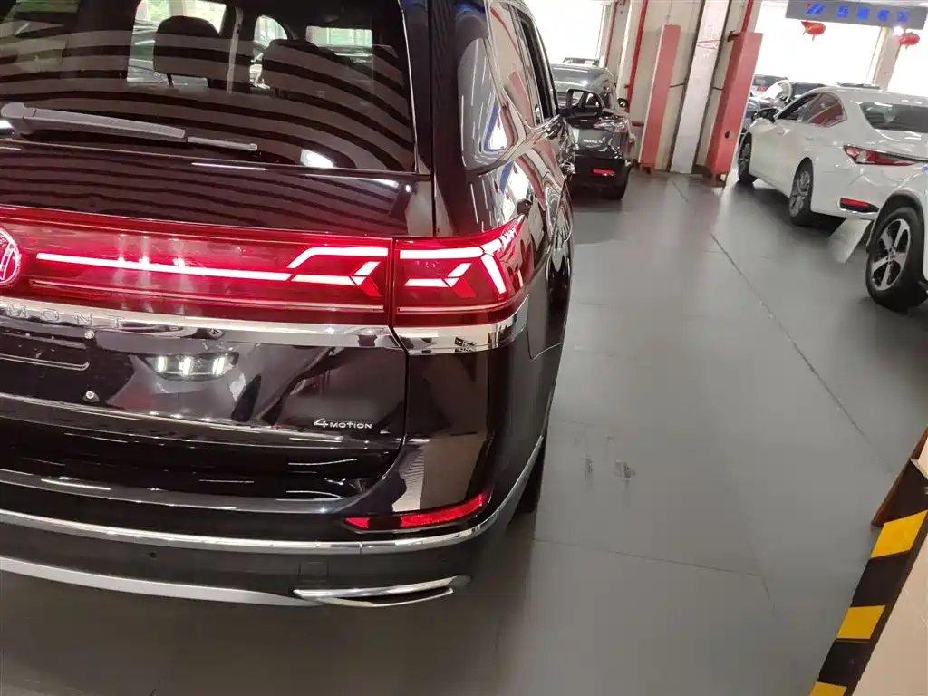 Volkswagen Teramont 2023 530 V6 AWD Premium Luxury Edition фото 8