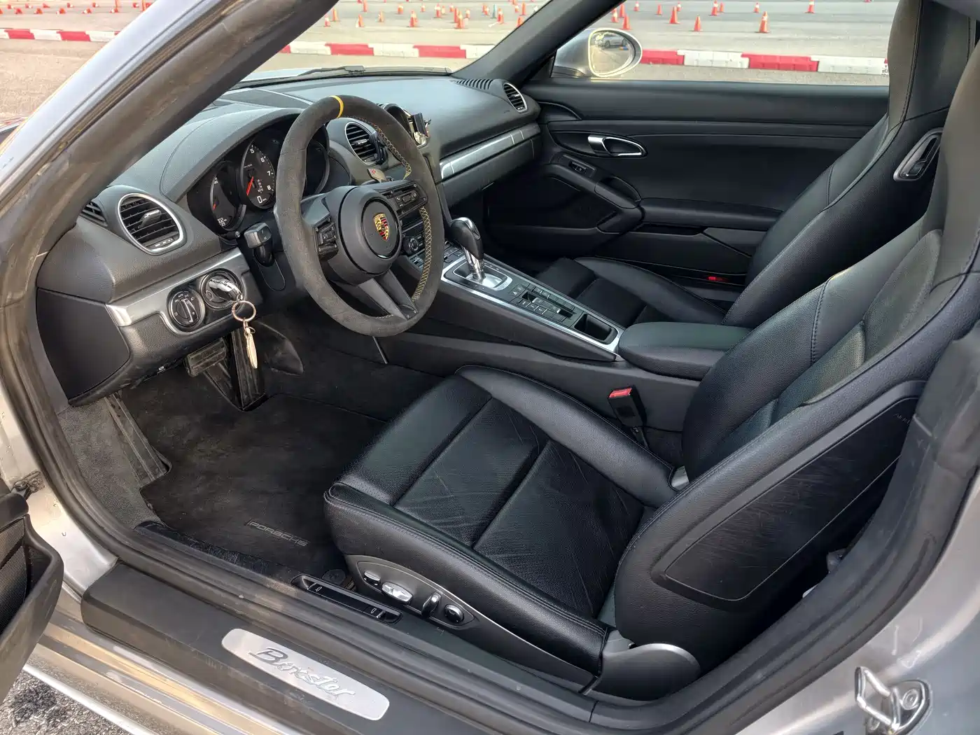 Porsche 718 2016 Boxster 2.0T фото 6