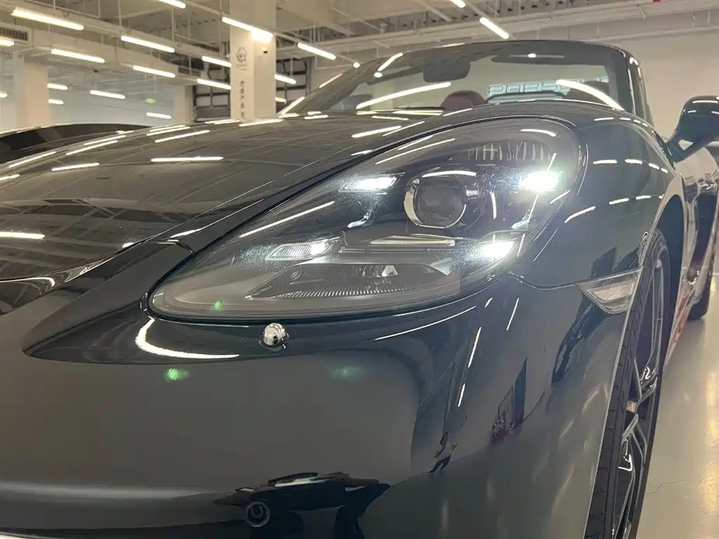 Porsche 718 2022 Boxster 2.0T фото 13