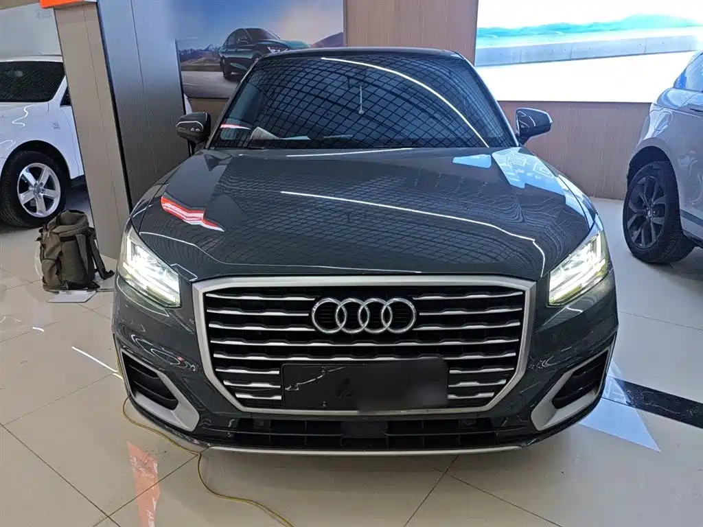 Audi Q2L 2021 35 TFSI Fashion Elegance фото 3