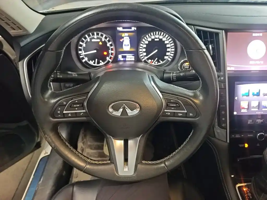 Infiniti Q50L 2019 2018 2.0T Comfort (China VI)