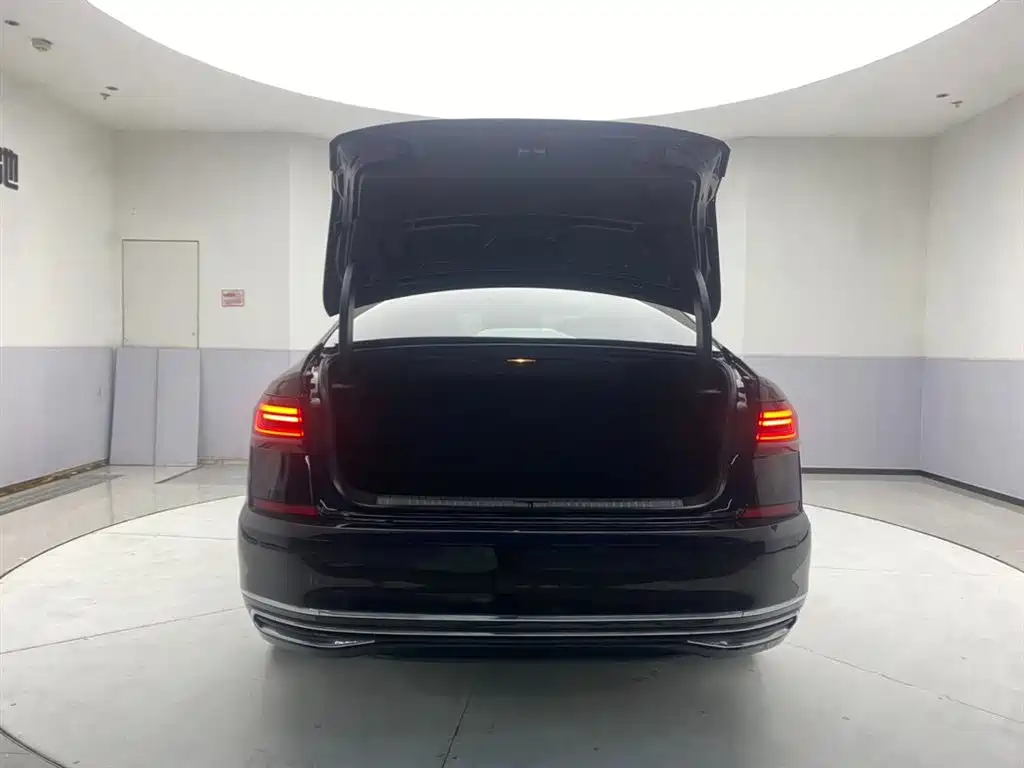 Volkswagen Passat 2022 330TSI Elite Edition фото 28