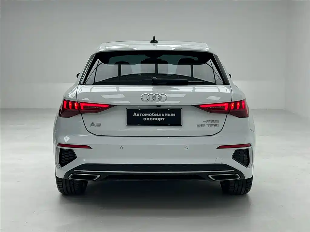 Audi A3 2023 Sportback 35 TFSI Fashion Sport фото 10