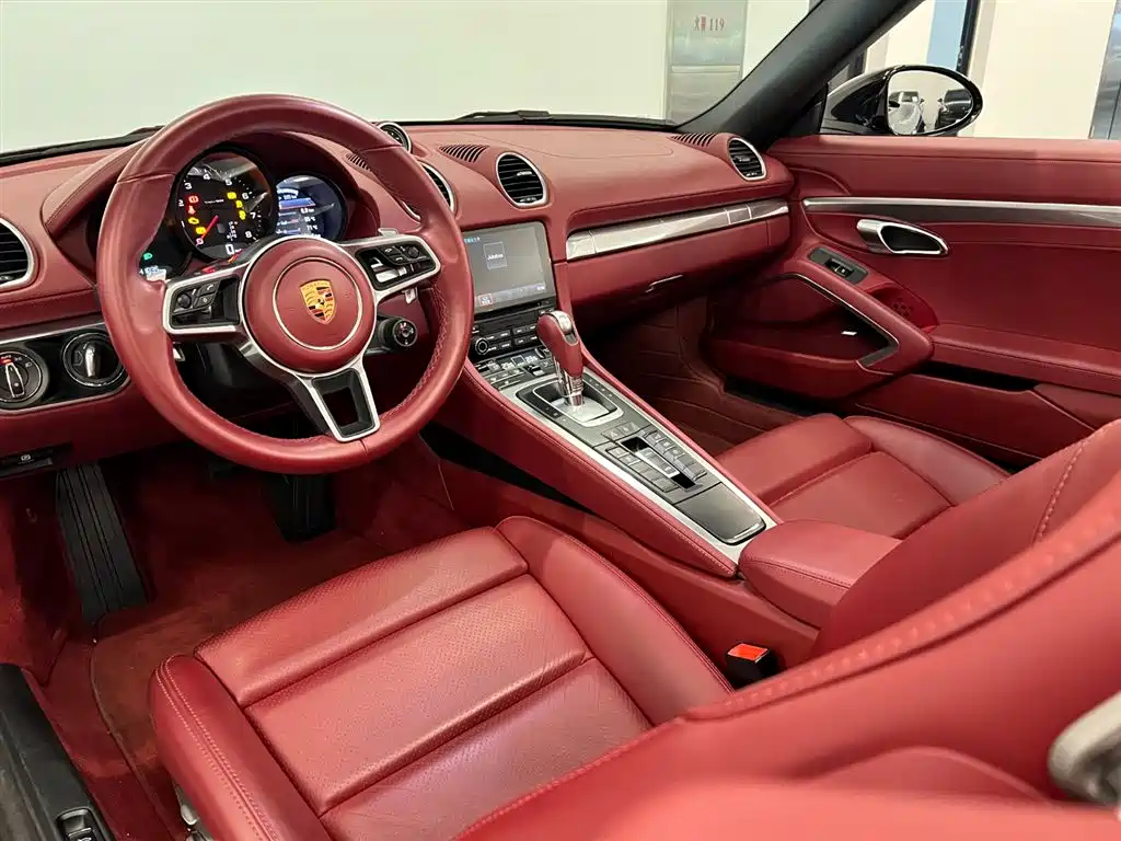 Porsche 718 2022 Boxster 2.0T фото 16