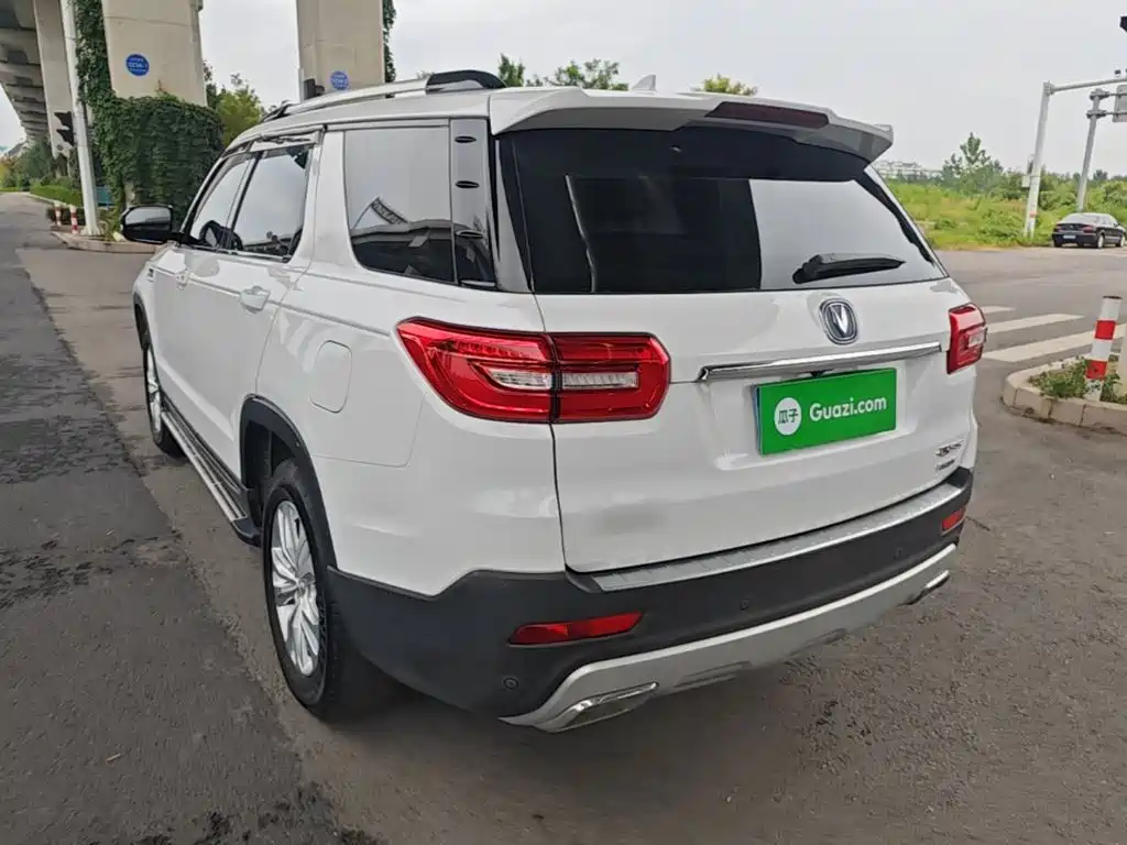 Changan CS95 2017 2017 2.0T FWD Zhiyuan Edition