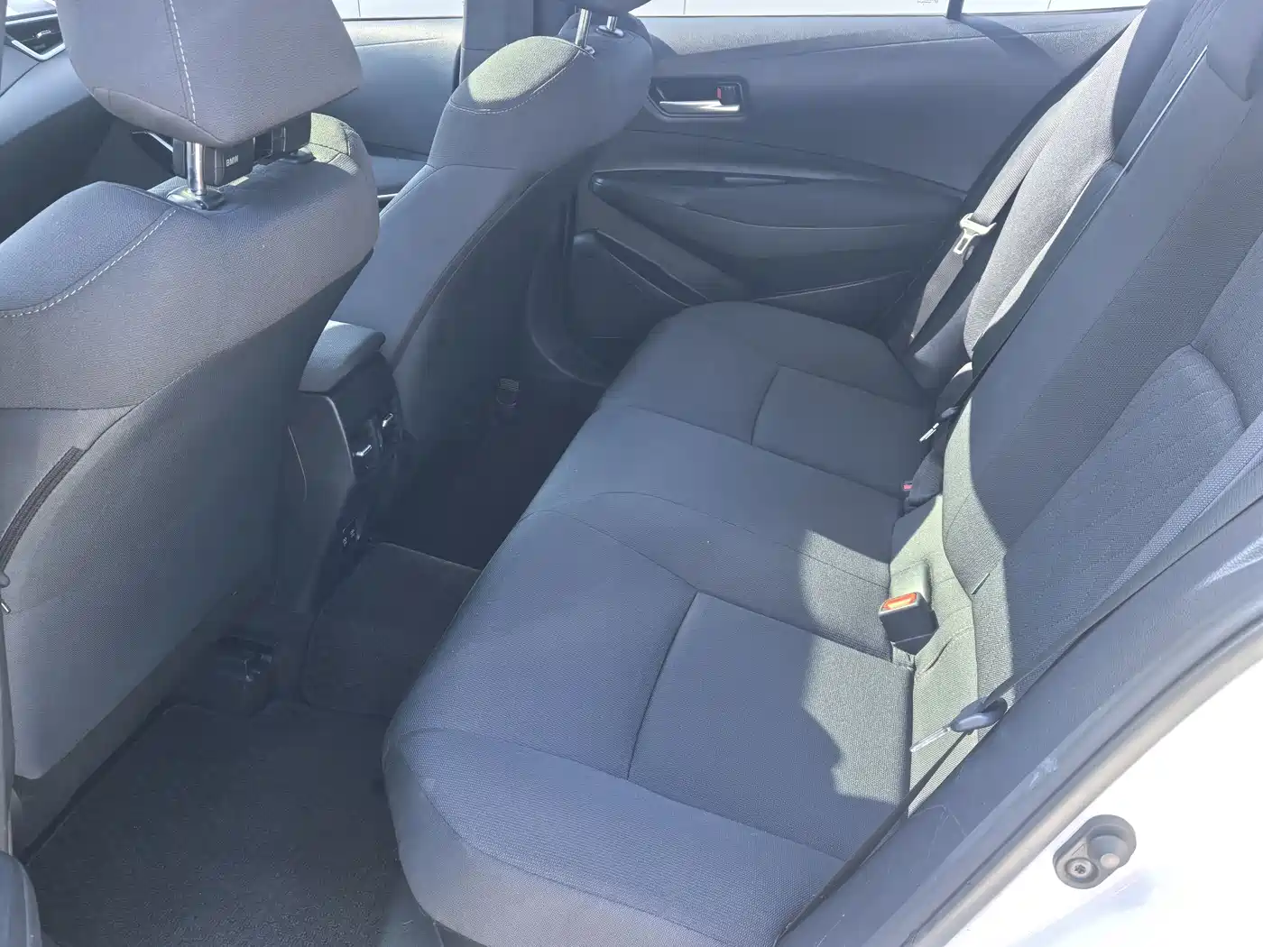 Toyota Corolla 2023 1.8L Smart Hybrid Dual Engine Elite Edition фото 8