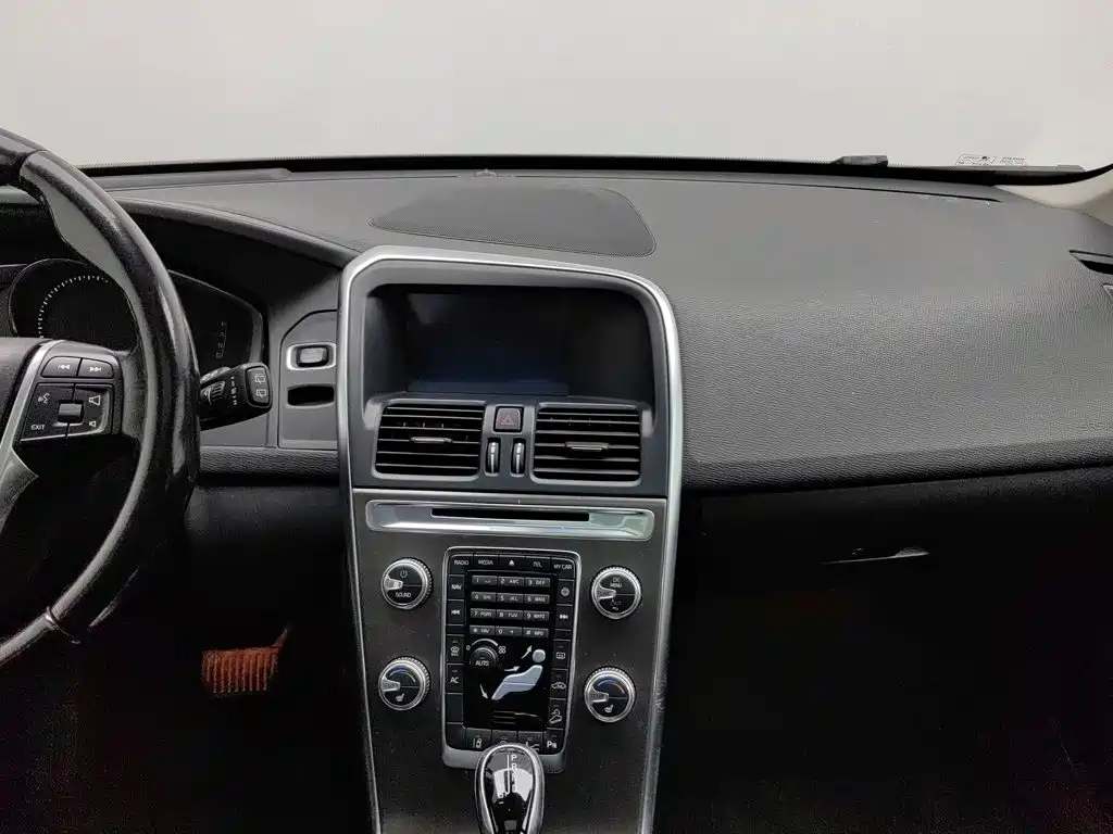 Photo 12 - Volvo XC60