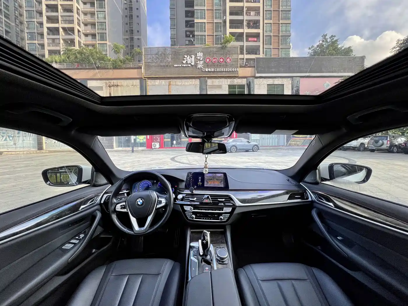 BMW 5 Series 2018 525Li M Sport Package фото 4