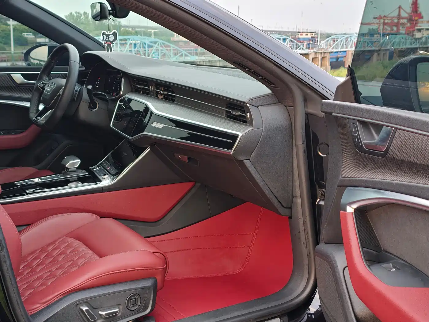 Audi A7L 2023 45 TFSI quattro S-line Black Warrior Edition фото 8