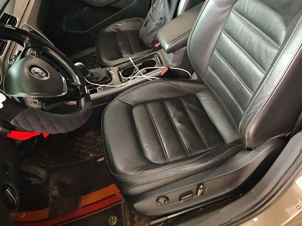 Volkswagen Passat 2017 280TSI DSG Prestige фото 15