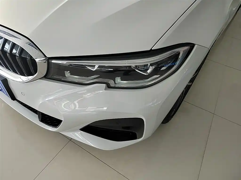 BMW 3 Series 2022 325Li M Sport Package фото 24