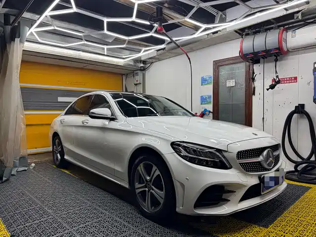 MERCEDES-BENZ C CLASS