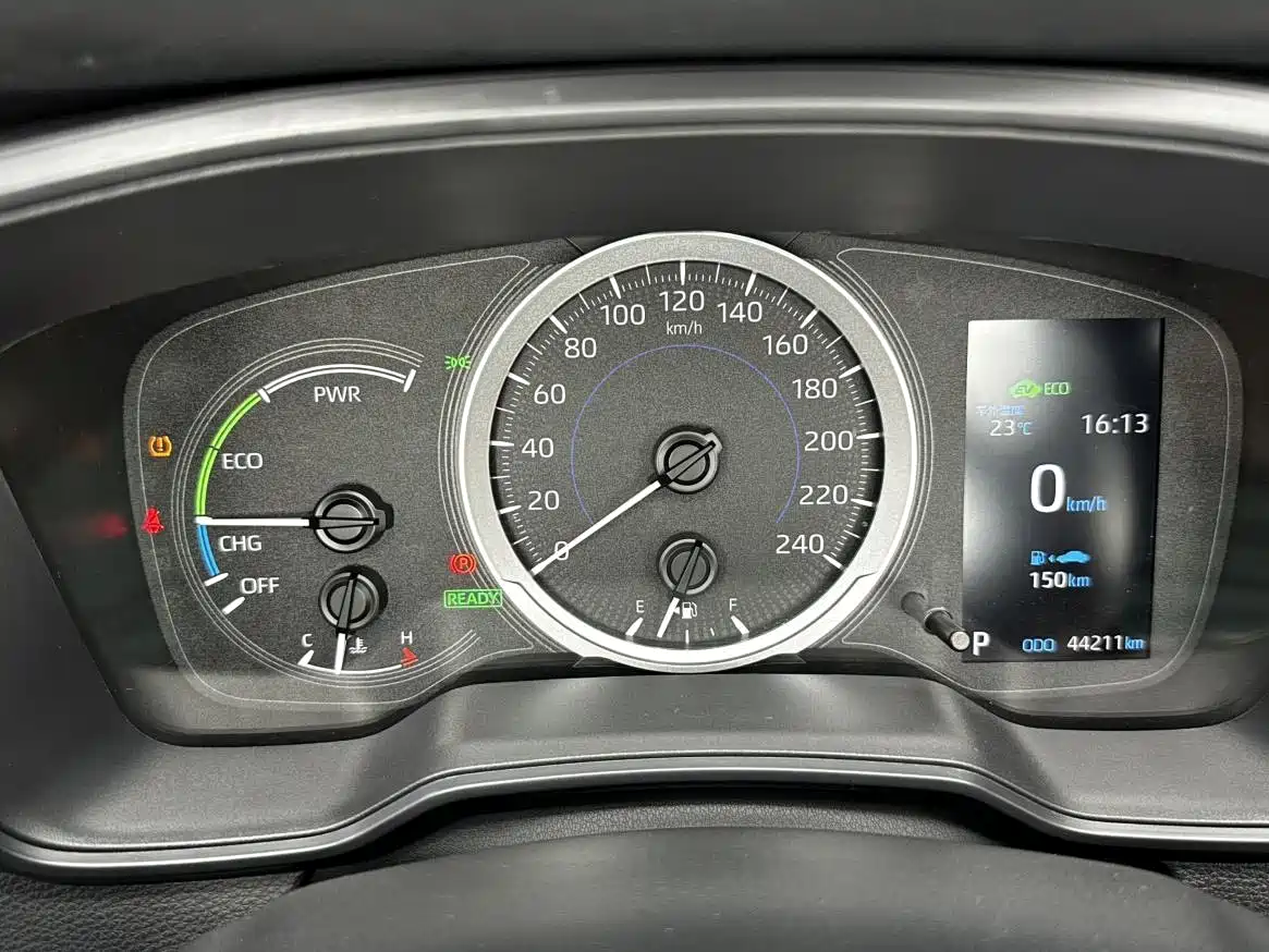 Photo 15 - Toyota Corolla