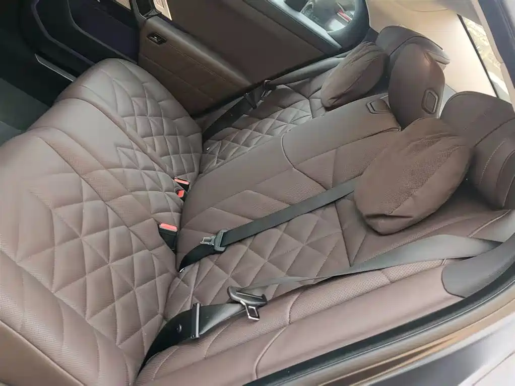 BMW i7 2023 2023 eDrive50L Leading Luxury Package