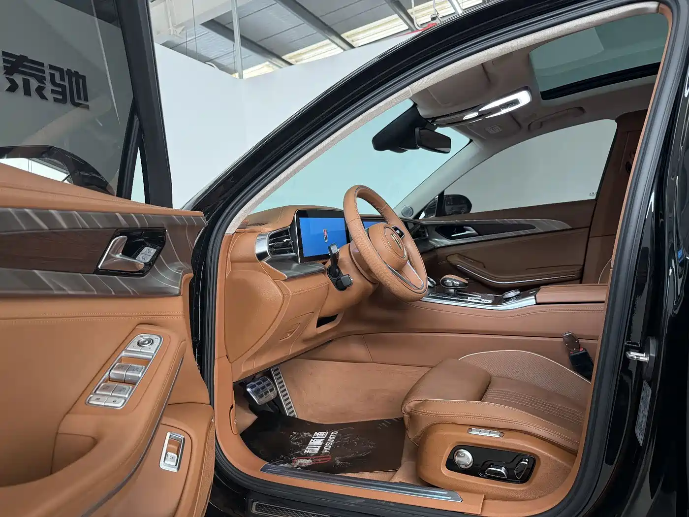 Hongqi H9 2021 2020 2.0T Smart Connection Qi Xiang Edition