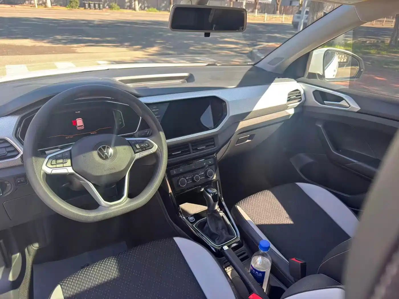 Volkswagen Tanying 2023 2023 Model 200TSI DSG Joy Smart Connect Edition
