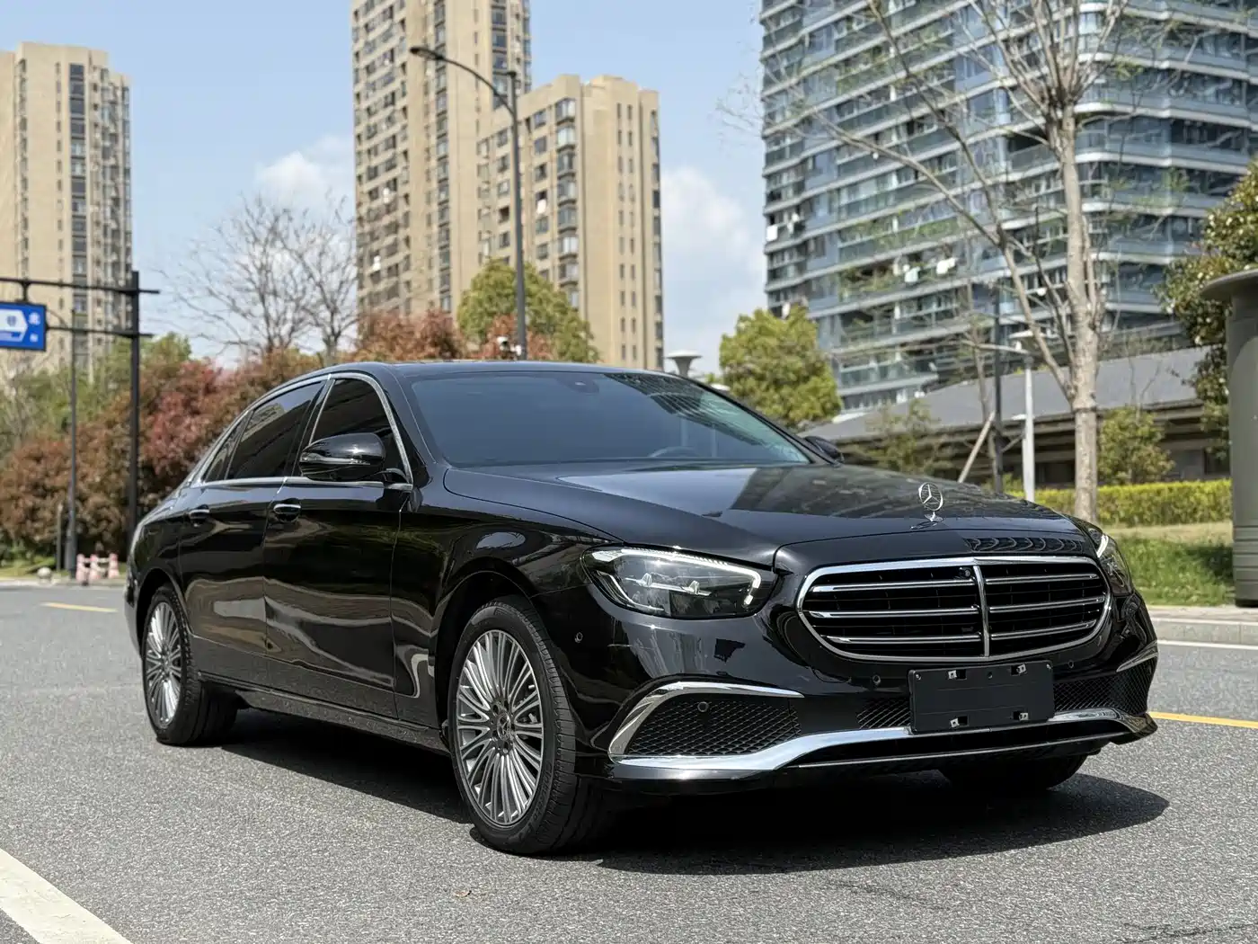  E CLASS