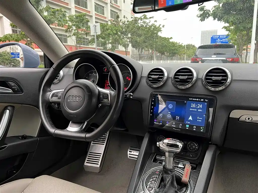 Audi TT 2008 Model TT Coupe 2.0TFSI фото 9