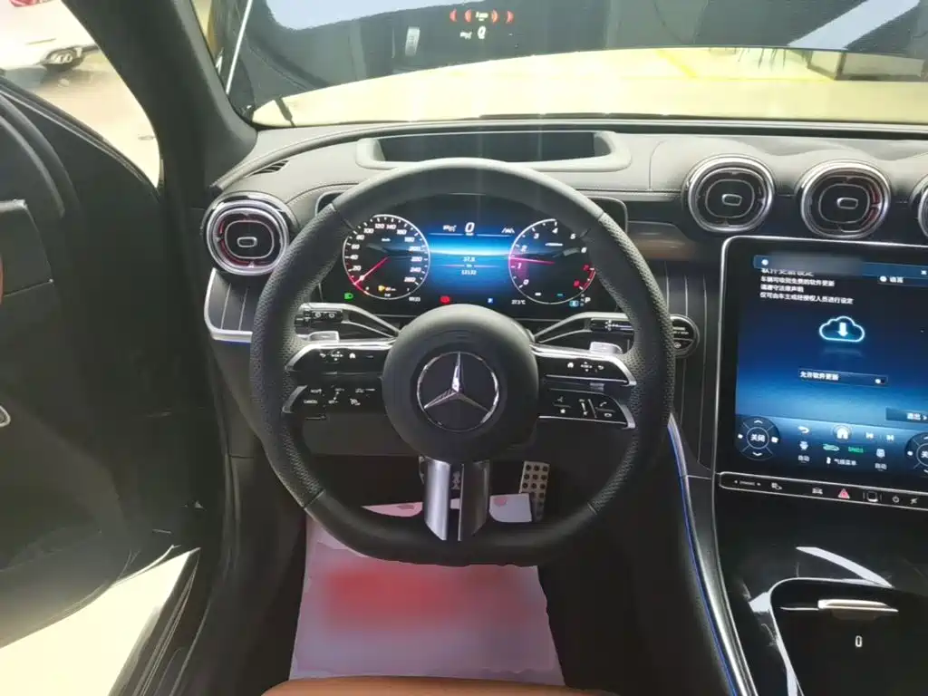 Mercedes-Benz GLC 2026 2025 GLC 300 L 4MATIC Luxury 5-seater