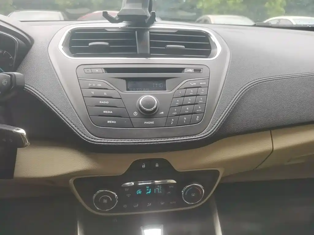 Ford Escort 2015 2015 1.5L Automatic Fashion