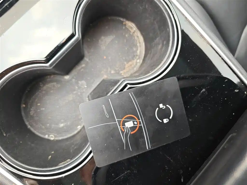 TESLA MODEL 3 (IMPORTED)