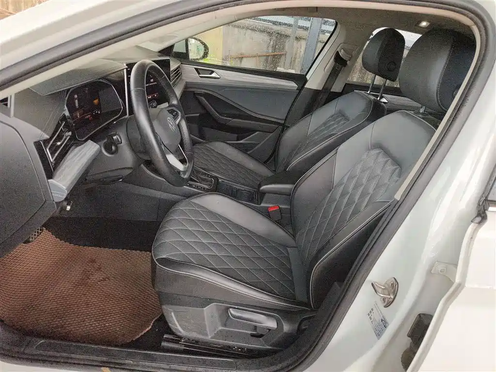 Volkswagen Sagitar 2023 Model Year 200TSI DSG Surpass Edition фото 11