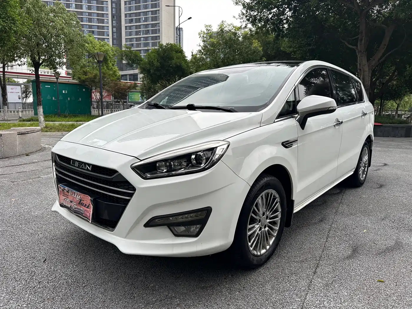 Lifan Xuanlang 2017 2017 1.8L Manual Comfort Type