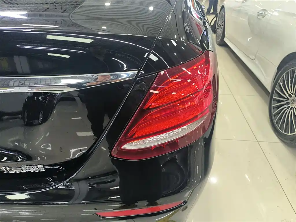 Mercedes-Benz E-Class 2016 E 200 L Sport Type фото 8