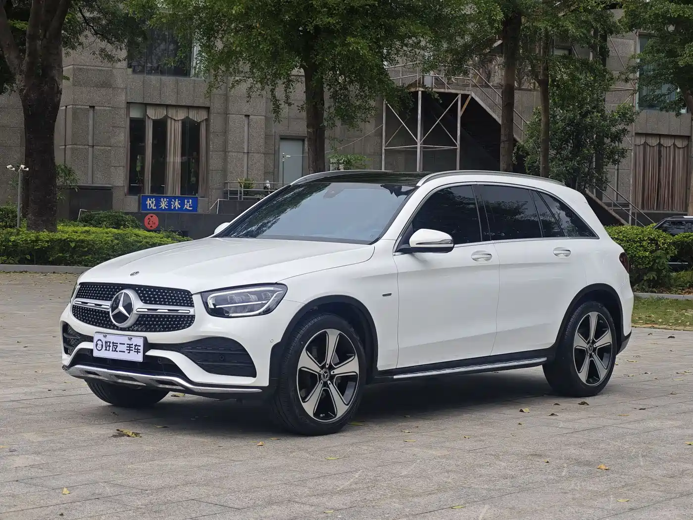 Mercedes-Benz GLC 2022 Facelift GLC 300 L 4MATIC Dynamic Collector's Edition