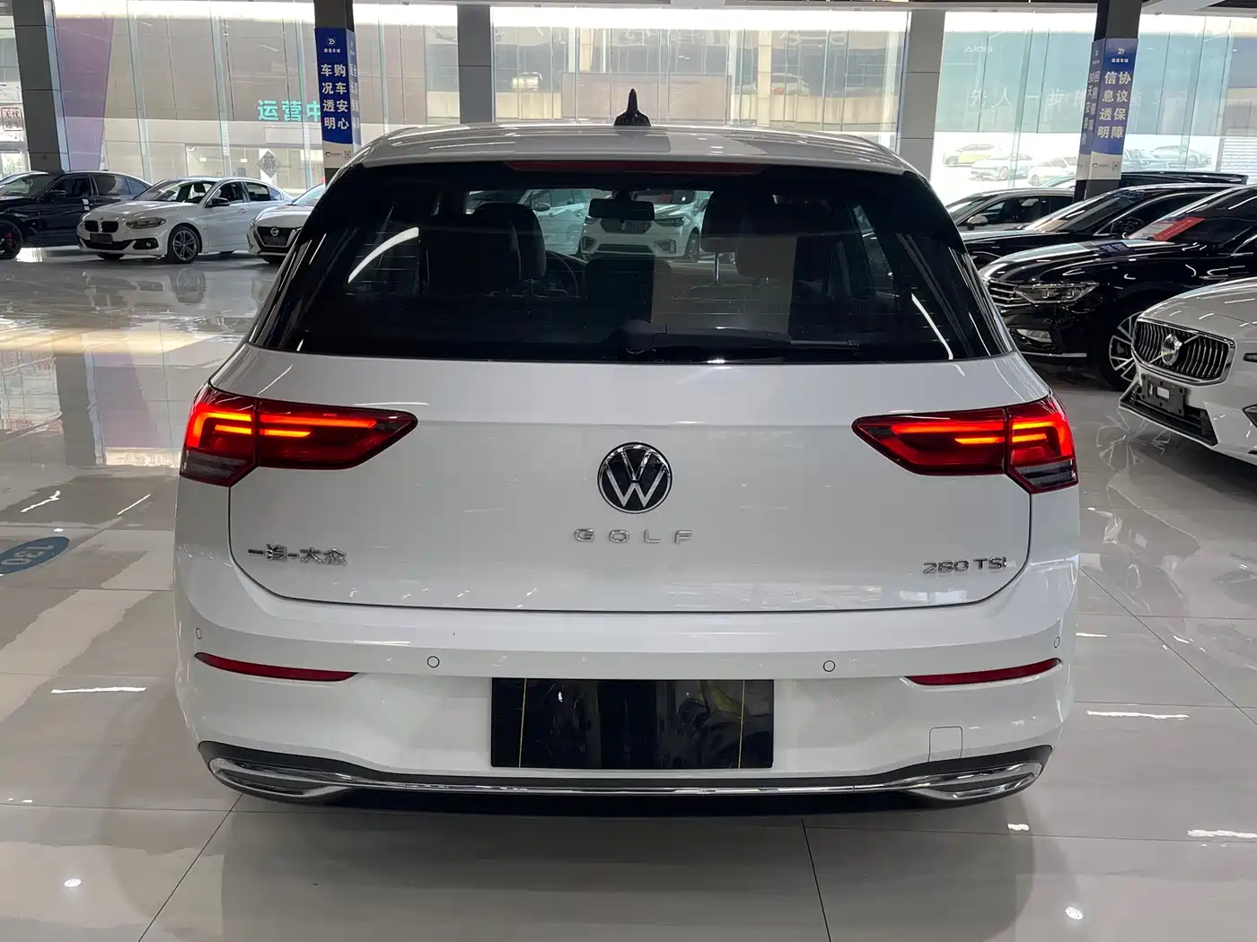 Volkswagen Golf 2021 280TSI DSG 30th Anniversary Edition фото 9