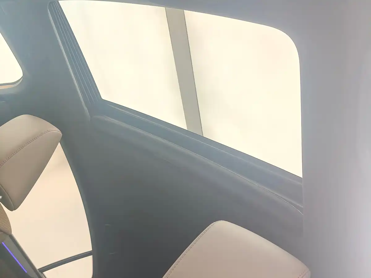Lexus ES 2025 2025 200 Ultimate Edition