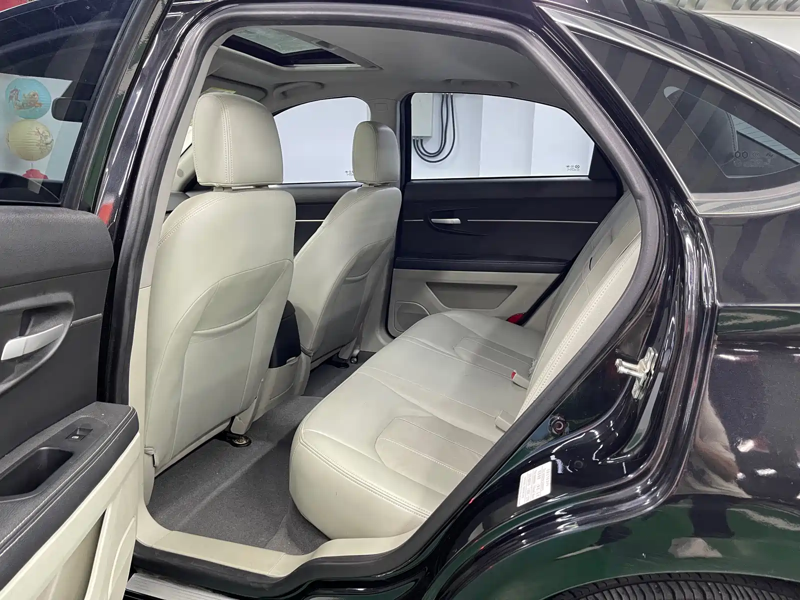 Фото 9 - BAIC New Energy BAIC EU Series