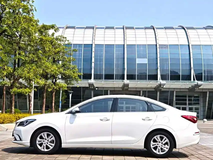 Photo 7 - Changan Eado