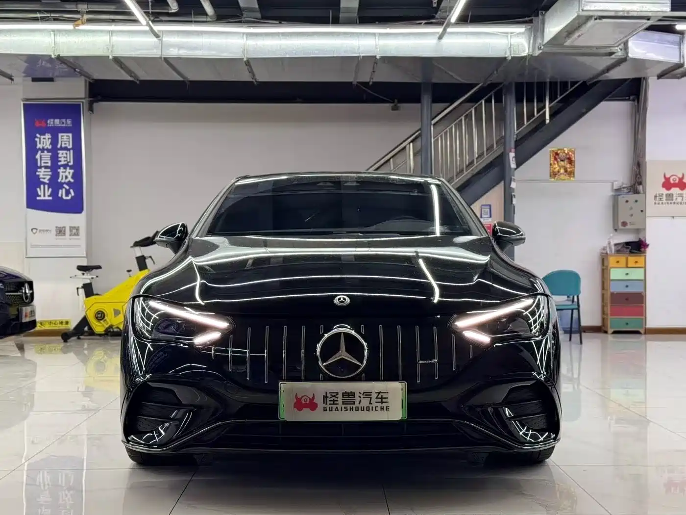 MERCEDES-BENZ EQE AMG