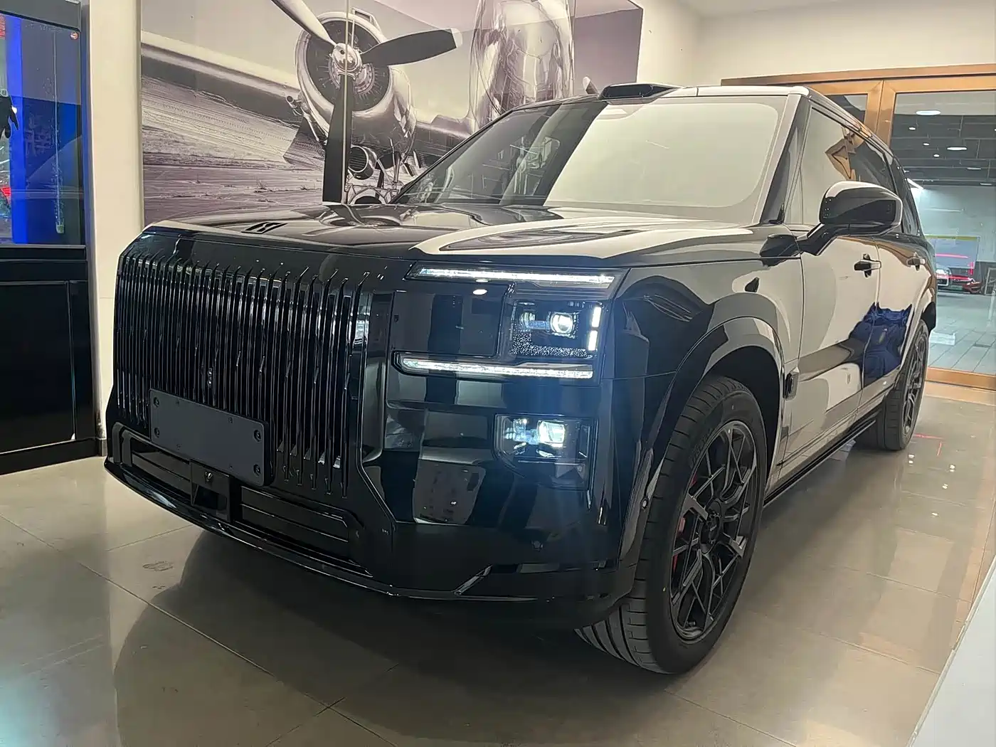 Zeekr 9X Black Shine 70kWh