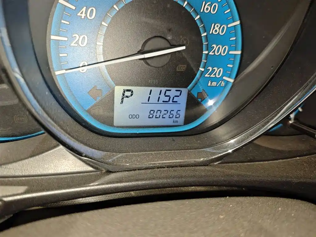 Toyota YARiS L Zhi Xuan 2015 1.5E Auto Charming Edition фото 9