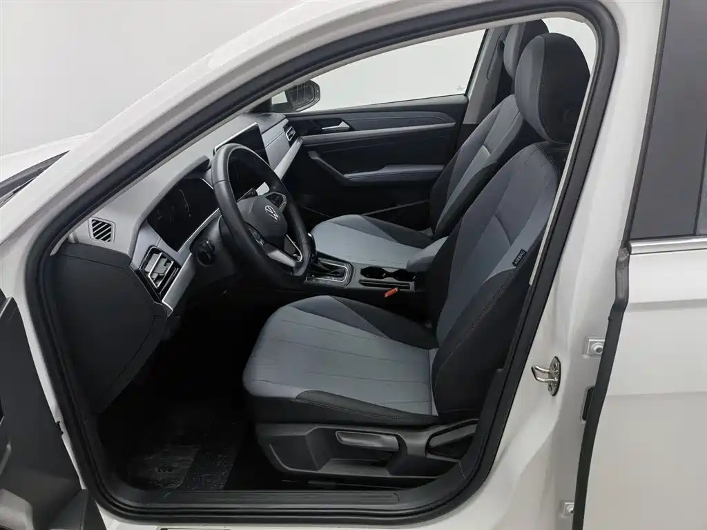 Volkswagen Lavida 2024 Model 1.5L Automatic 5 Million Edition фото 10