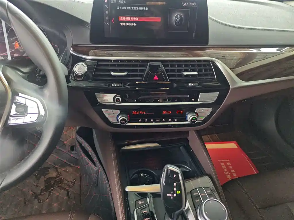 BMW 5 Series 2019 525Li Luxury Package фото 13