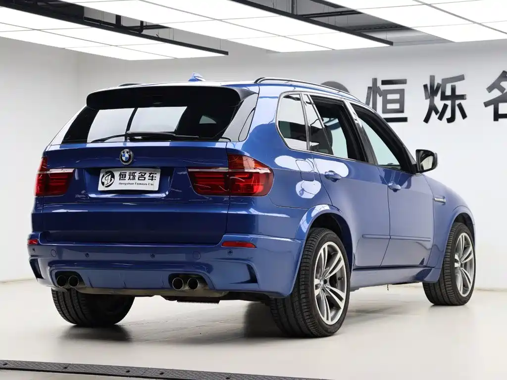 Фото 24 - BMW X5 M