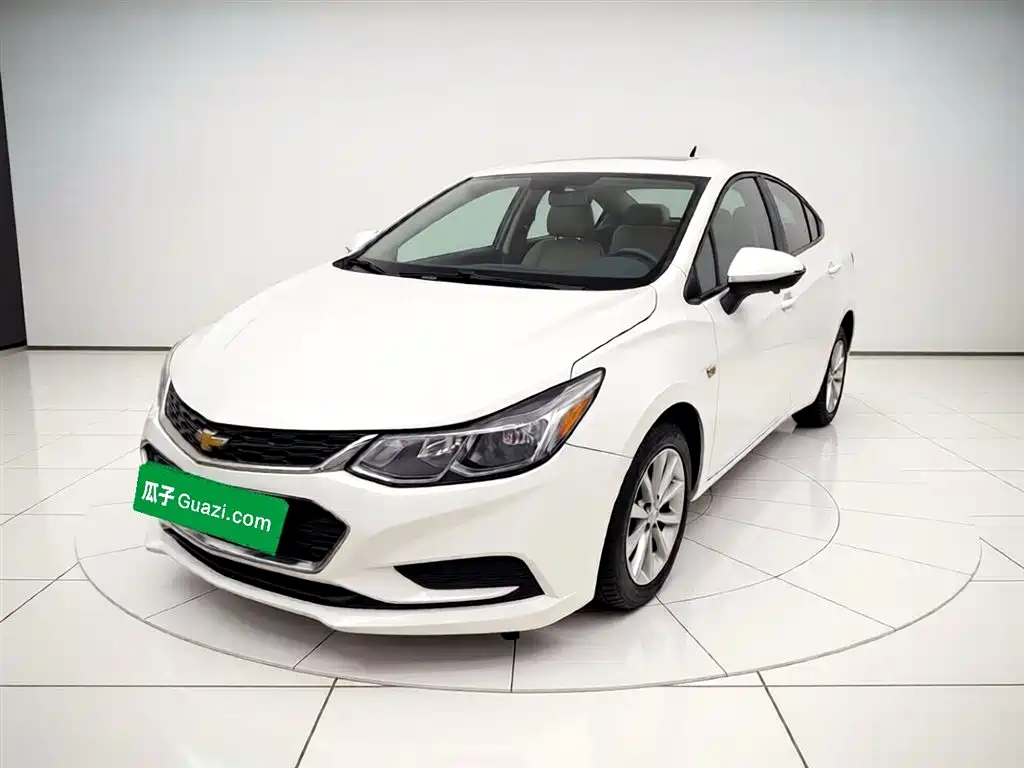 Chevrolet Cruze 2018 320 Automatic Pioneer Sunroof Edition