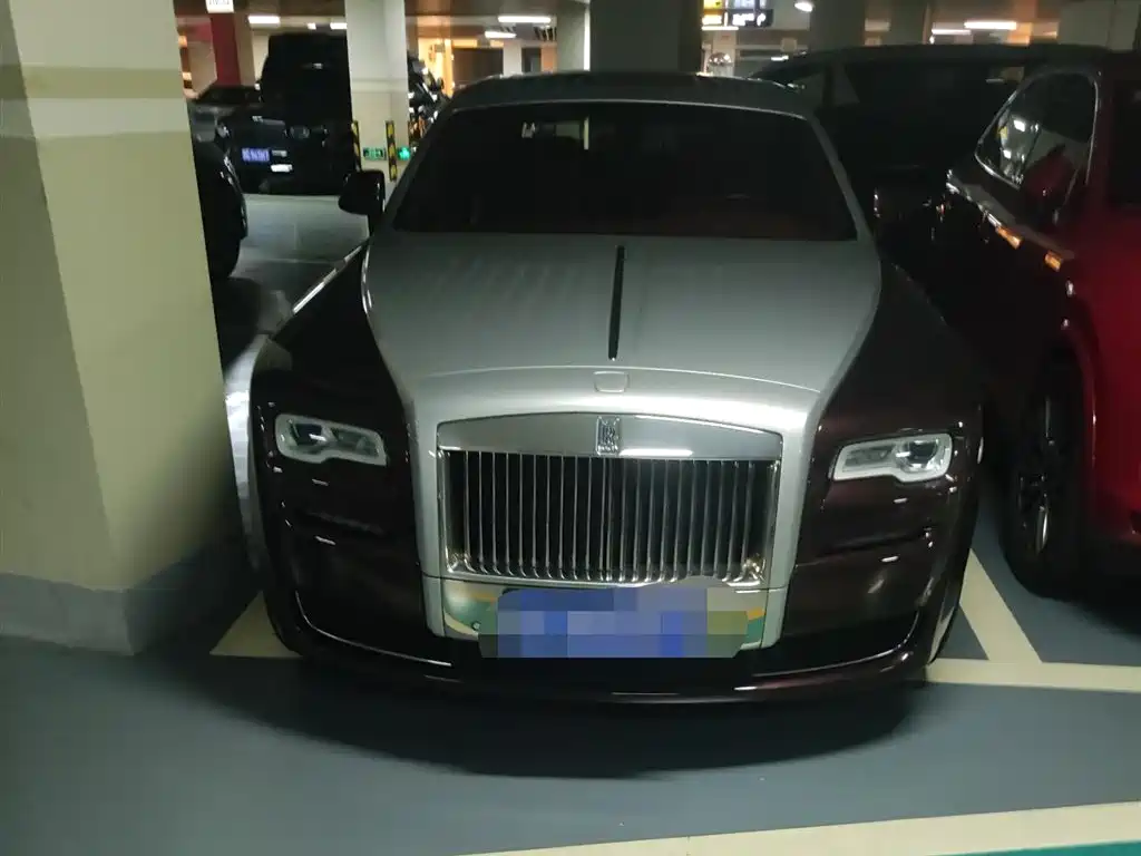 Фото 2 - Rolls-Royce Ghost
